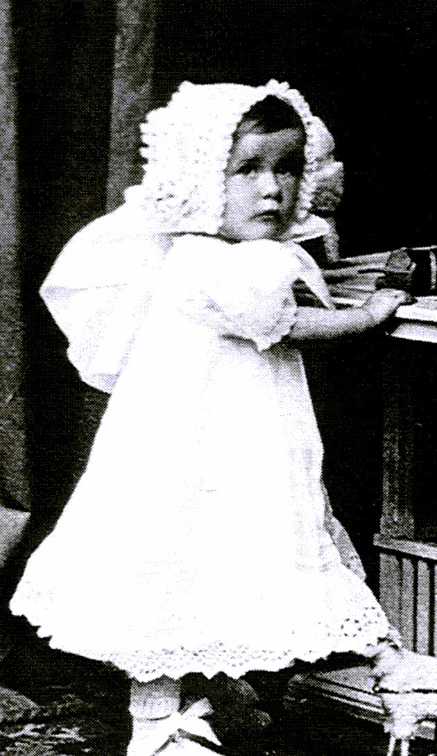 Hildegard Lindenberg ~1912