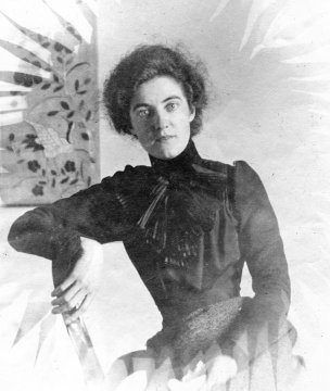 Mollie Bernardi ~1890